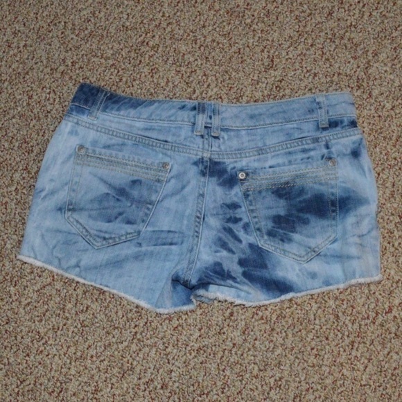 Mossimo Supply Co. Shorts Juniors 7 - Picture 3 of 3